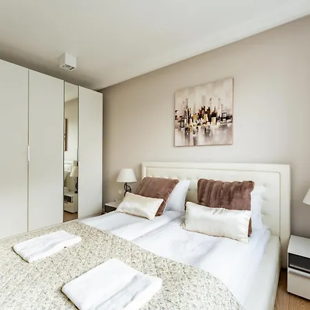 Taneczna Spacious By Bookinghost Apartament