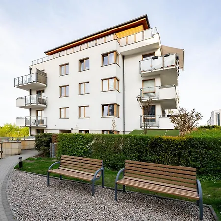 Apartament Taneczna Spacious By Bookinghost
